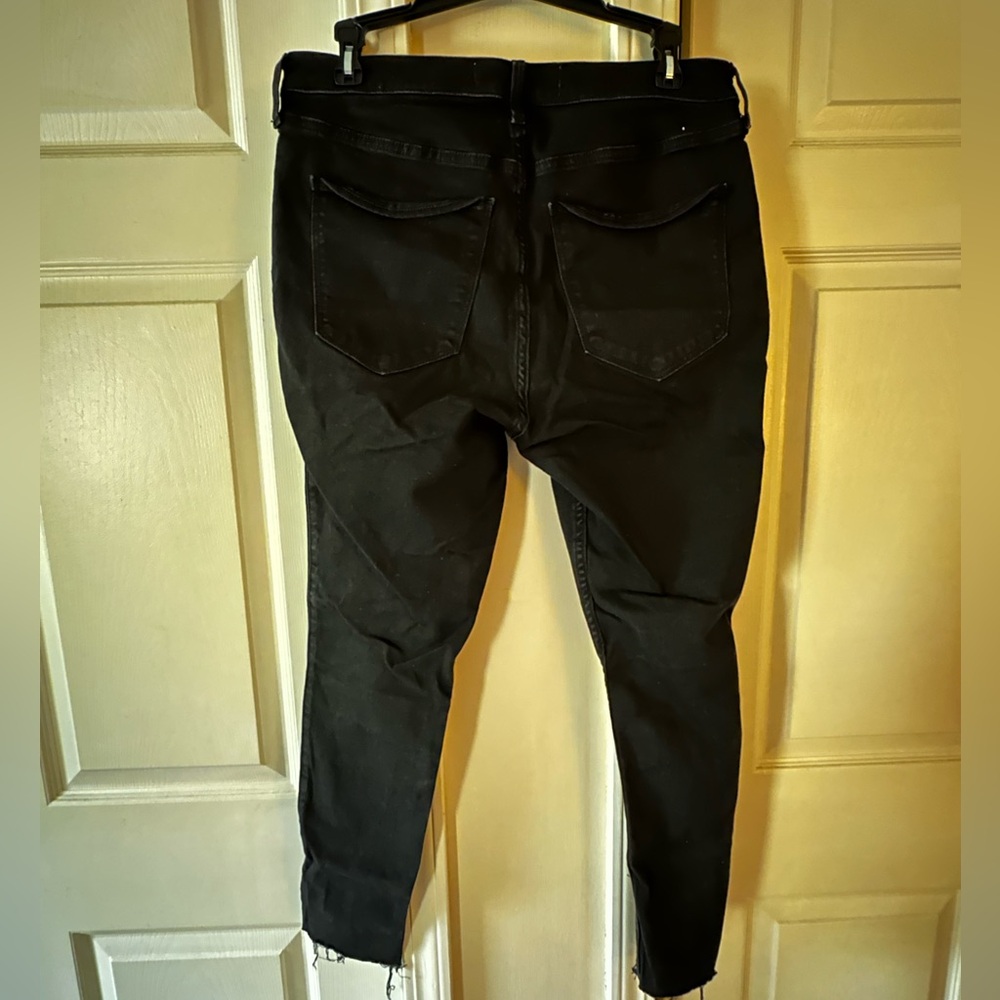 Hollister Curvy High-Rise Black Jeans